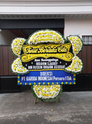 Papan Bunga Duka di Ibu